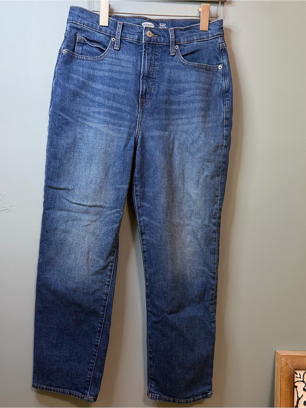 Old Navy The Sky Hi Straight Loose Relaxed Jeans in Tulip. Women’s 8 (30X27)